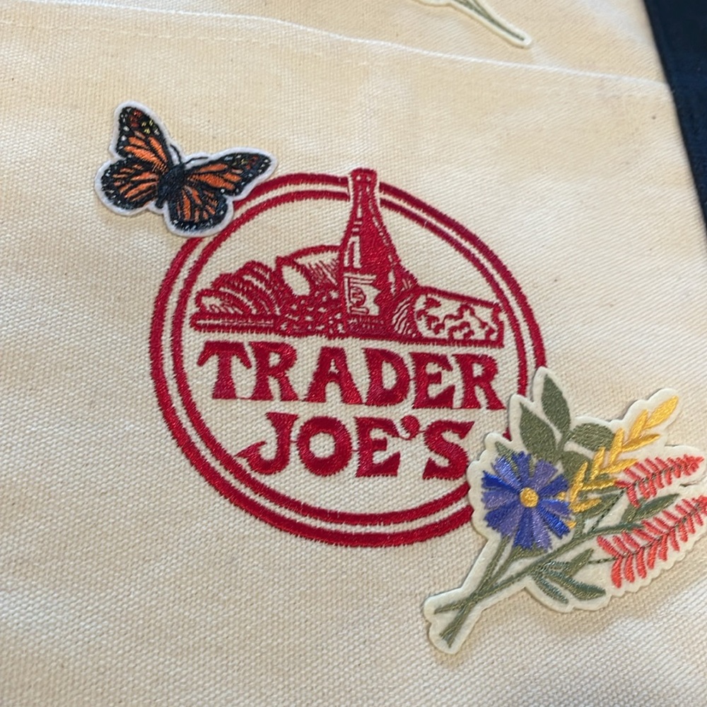 Custom Trader Joe’s large canvas tote bag, sunflowers, butterflies, flowers NWT - Picture 3 of 8
